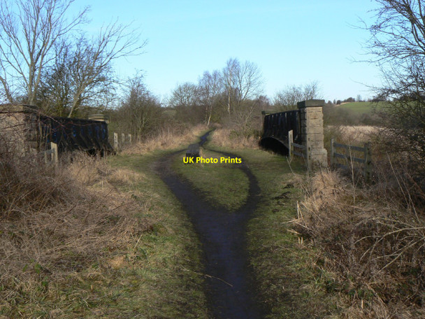 Photo 6"x4" Over the bridge Moorhaigh c2010