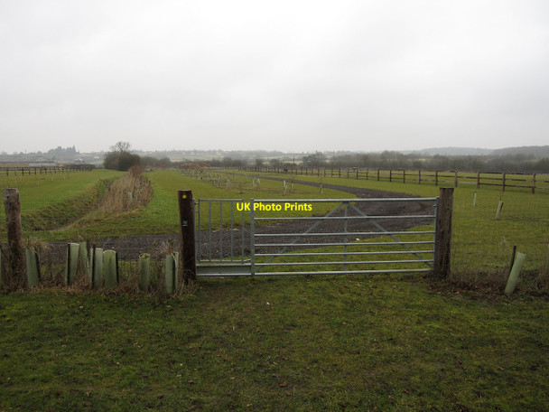Photo 6"x4" Footpath to Hope Hall Stable Yard Burrough Green c2010