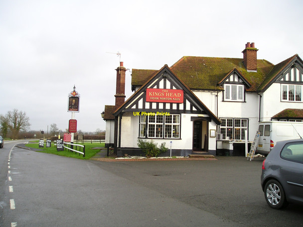 Photo 6"x4" The Kings Head Pub Napton Napton on the Hill c2010