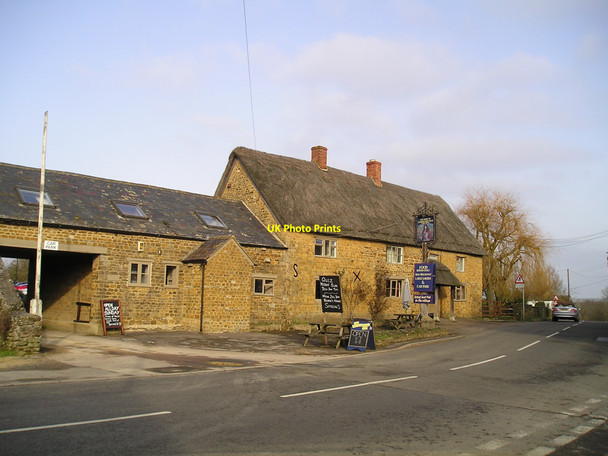 Photo 6"x4" The Duke of Cumberlands Head Pub, Clifton Clifton\/SP4831 c2010