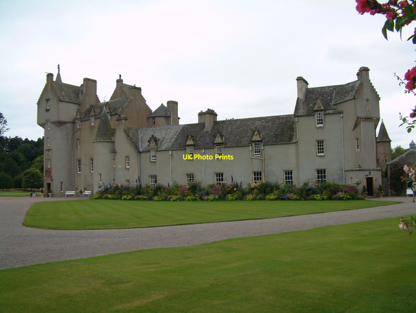 Photo 6"x4" Ballindalloch Castle Cragganmore\/NJ1636 c2007