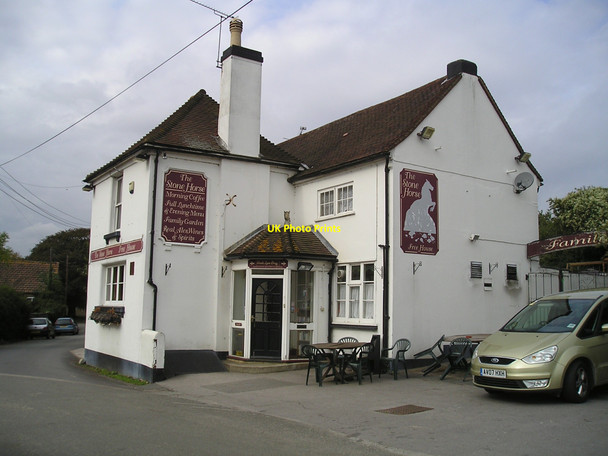 Photo 6"x4" The Stone Horse Pub, Rochester Mockbeggar\/TQ7372 c2010