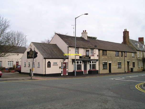 Photo 6"x4" The Swan Pub, Old Stratford Old Stratford c2010
