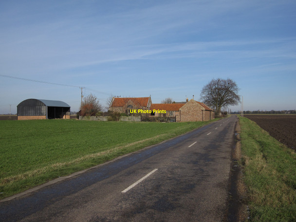 Photo 6"x4" Butterfly Barn by Laddus Drove Upwell c2010