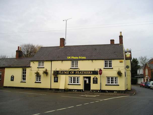 Photo 6"x4" The Plume of Feathers Pub, Weedon Beck Road Weedon c2010