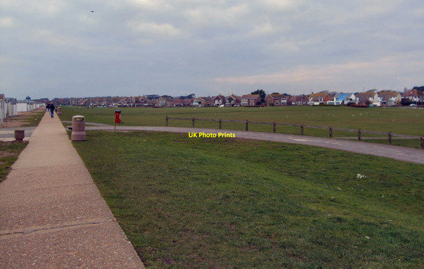 Photo 6"x4" Grass area - Marine Crescent Worthing\/TQ1303 c2010