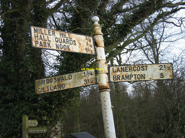 Photo 6"x4" Old Fashioned Road Sign Upper Denton c2007