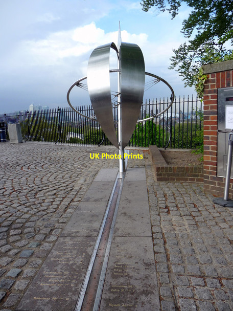 Photo 6"x4" Meridian Line, Greenwich Greenwich\/TQ3977 c2009 P2