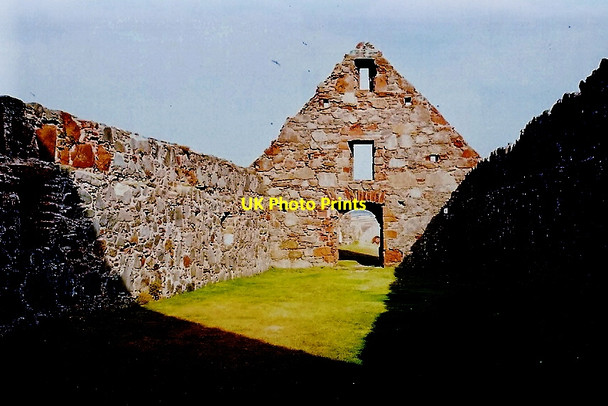 Photo 6"x4" Peel Castle interior - Stone building at SW corner Peel\/SC2484 c2003