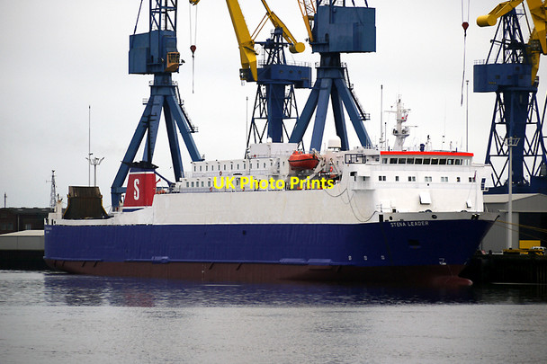 Photo 6"x4" The 'Stena Leader' at Belfast Belfast c2010 P1