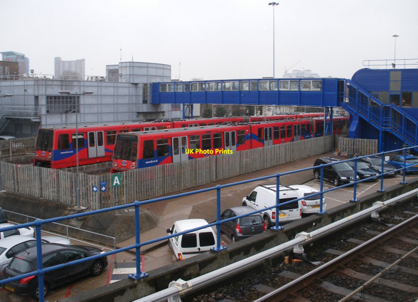 Photo 6"x4" Docklands Light Railway Depot Poplar Poplar\/TQ3780 c2010