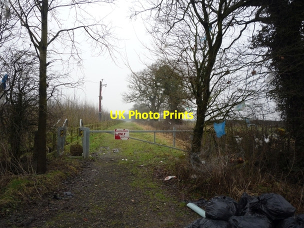 Photo 6"x4" Keep out Knapton\/SE5652 c2010