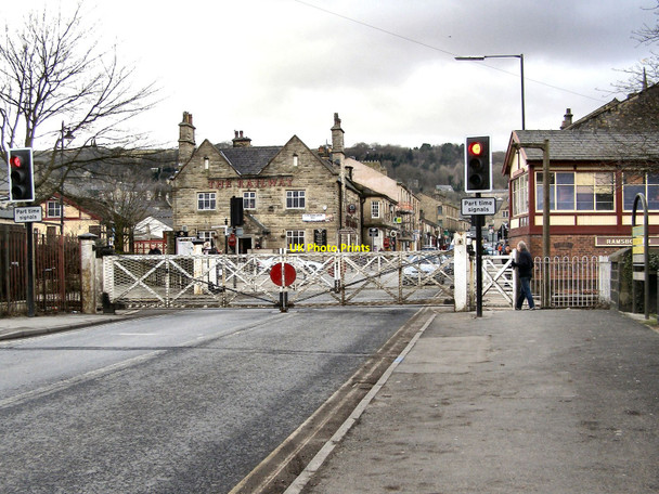 Photo 6"x4" Ramsbottom level crossing Ramsbottom c2010