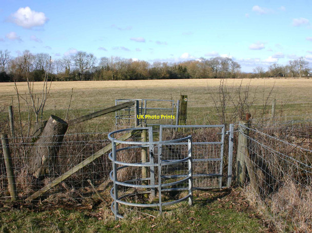 Photo 6"x4" Kissing gates on the footpath to Wasperton Newbold Pacey c2010