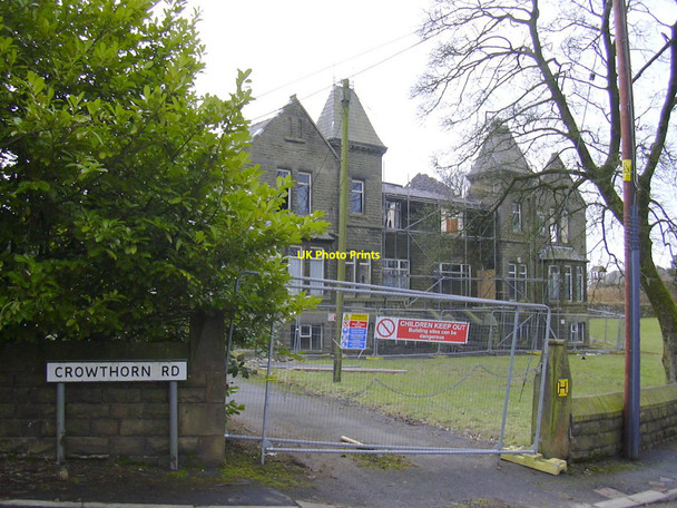 Photo 6"x4" Derelict Children's Home Edge Fold\/SD7218 c2010