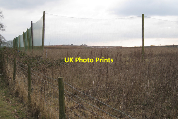 Photo 6"x4" Litter fence, Bubbenhall landfill site Bubbenhall c2010