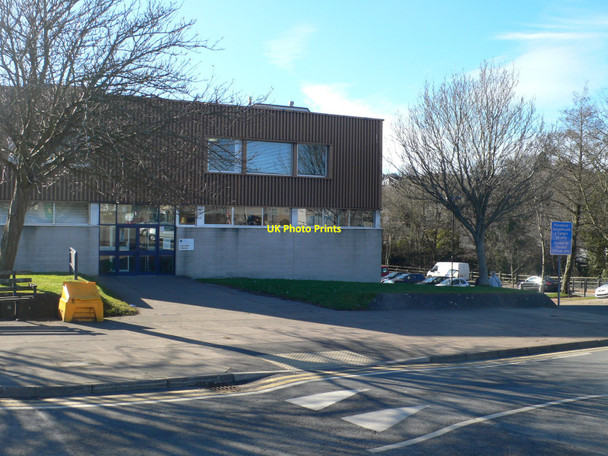 Photo 6"x4" Llangefni Library Llangefni c2010