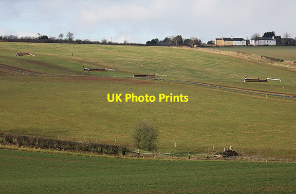 Photo 6"x4" Cross Cottages on the horizon Bromsash c2010