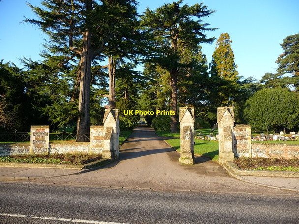Photo 6"x4" Laverstock - Cemetery Salisbury c2010