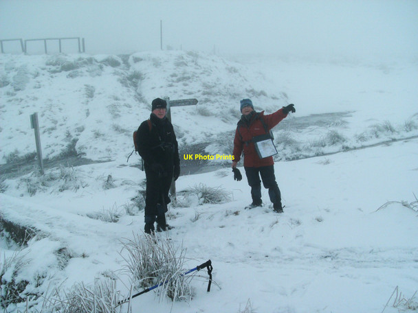 Photo 6"x4" Rayk shows the way on a Pennine Way white out Bleak Hey Nook c2010