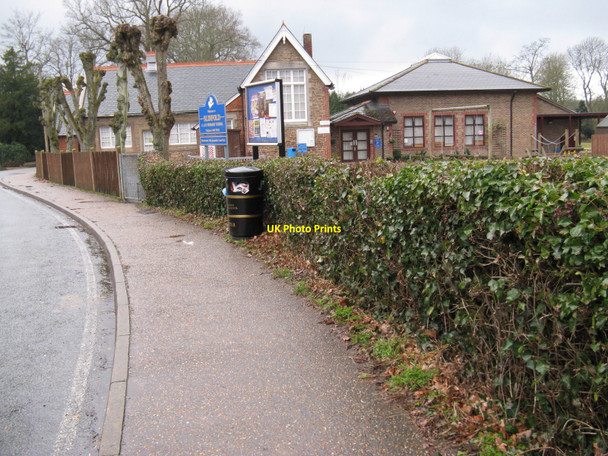 Photo 6"x4" Slinfold C of E Primary School Park Street\/TQ1131 c2010