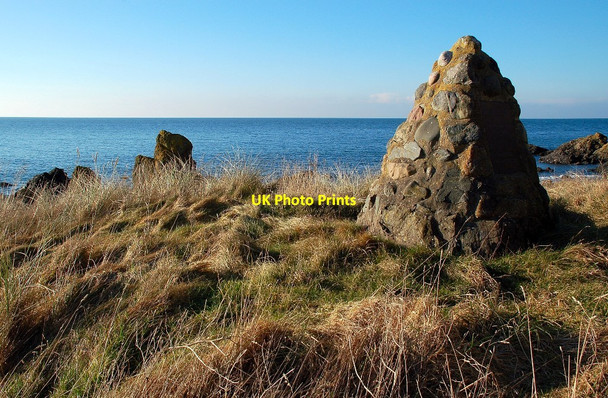 Photo 6"x4" The Cairn at Bennane Lea Park End\/NX0883 c2010