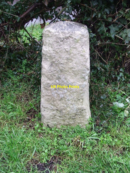 Photo 6"x4" Old Milepost Harwich c2010