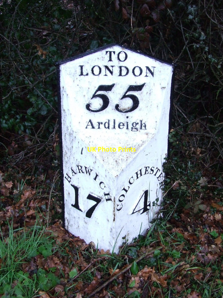 Photo 6"x4" Old Milepost Ardleigh c2010