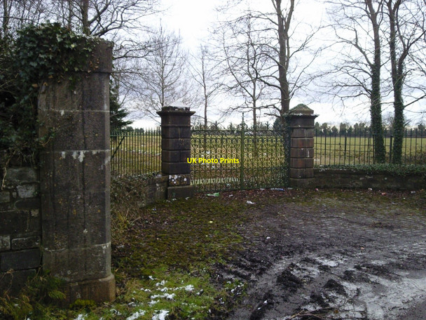 Photo 6"x4" Gateway Entrance to Charstown House, Co Dublin Ashbourne\/O0652 c2010