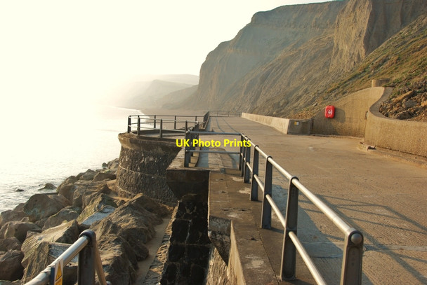 Photo 6"x4" West Bay: Westerly end of seafront Bridport c2007