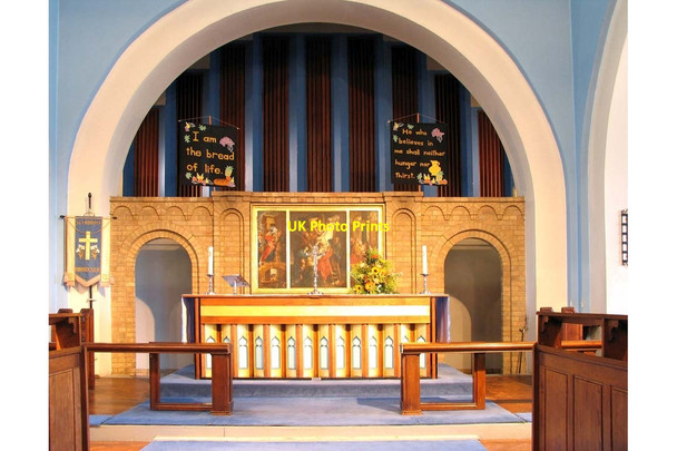 Photo 6"x4" St Laurence, Donington Avenue, Barkingside - Sanctuary Ilford\/TQ4486 c2004