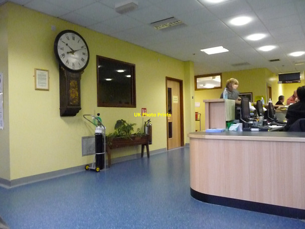 Photo 6"x4" Exeter : Royal Devon & Exeter Hospital, West of England Eye Unit Exeter c2010