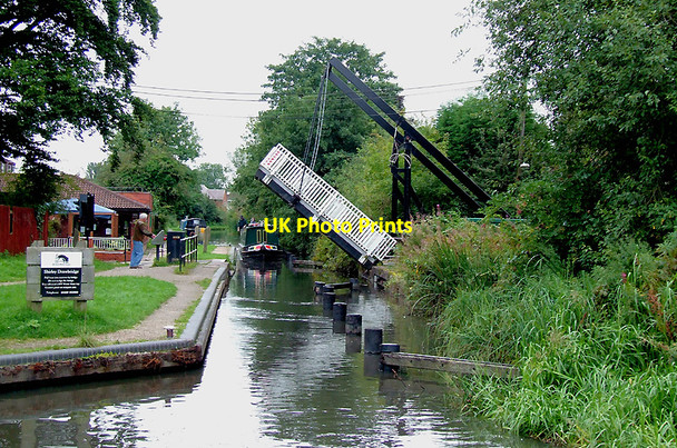 Photo 6"x4" Shirley Drawbridge near Solihull Major's Green c2008