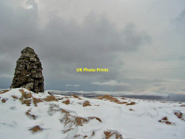 Photo 6"x4" Memorial cairn on Ben Geary Geary c2010