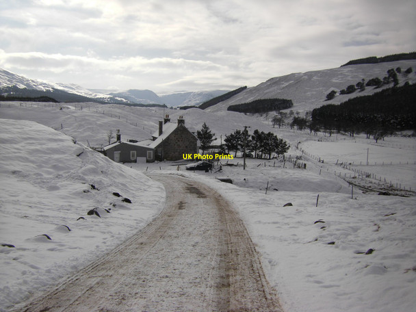 Photo 6"x4" Approaching Auchlean Tolvah c2010