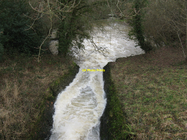 Photo 6"x4" Outfall from Millpond after sluice gates White's Green c2010