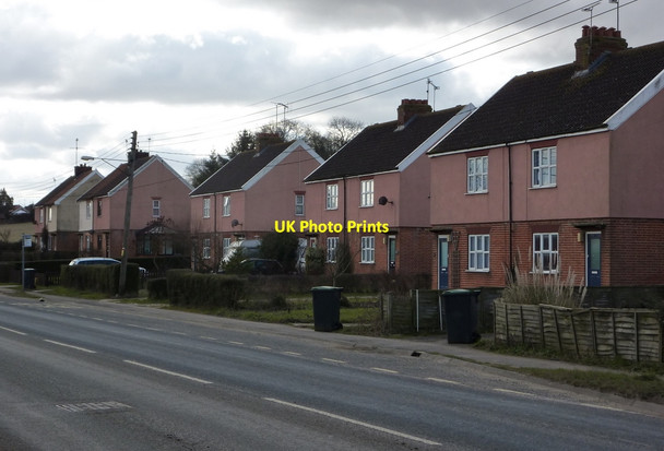 Photo 6"x4" Line of houses by the B1113 Baylham c2010