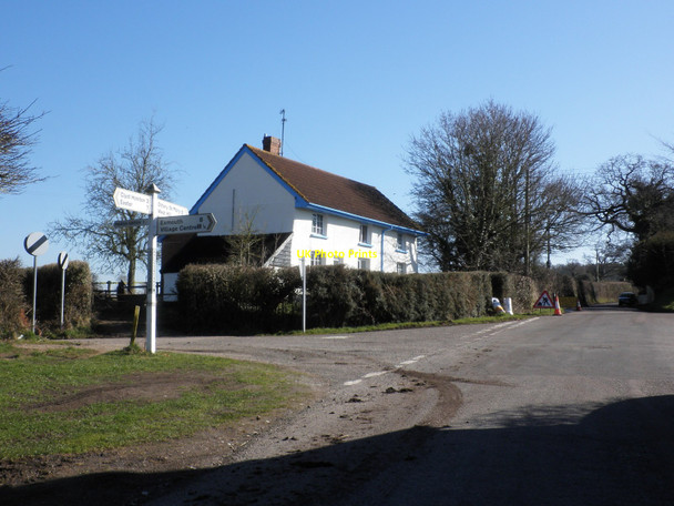 Photo 6"x4" Aylesbeare Cross Aylesbeare c2010