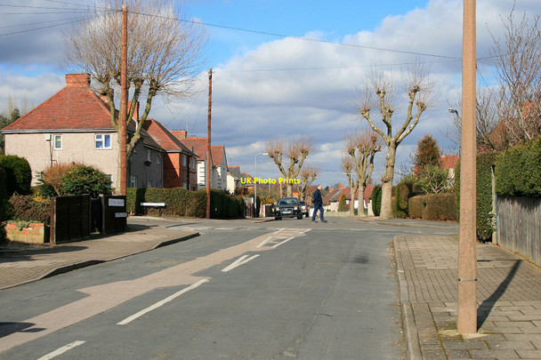 Photo 6"x4" Central Avenue Beeston\/SK5236 c2010