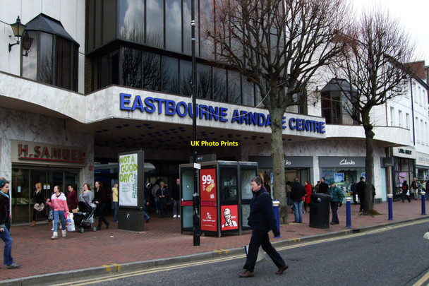 Photo 6"x4" Entrance to Arndale Centre Eastbourne\/TQ5900 c2010