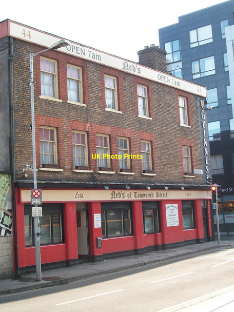 Photo 6"x4" Open from 7am - Ned's of Townsend Street  in Moss Street Dublin\/O1534 c2010