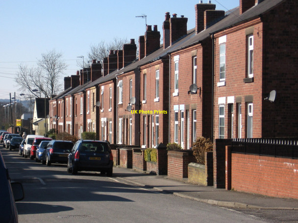 Photo 6"x4" Alfreton - terrace on Grange Street Alfreton c2010
