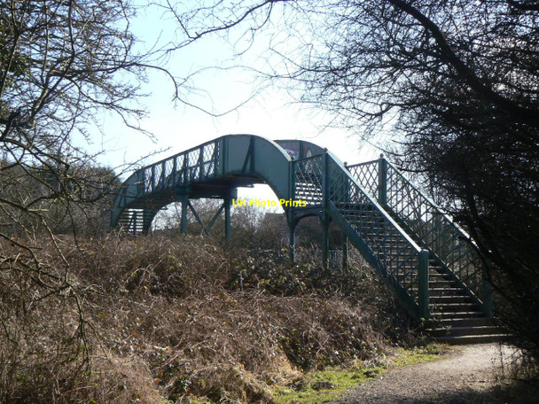 Photo 6"x4" Footbridge over the railway Brook Hill\/SK5633 c2010