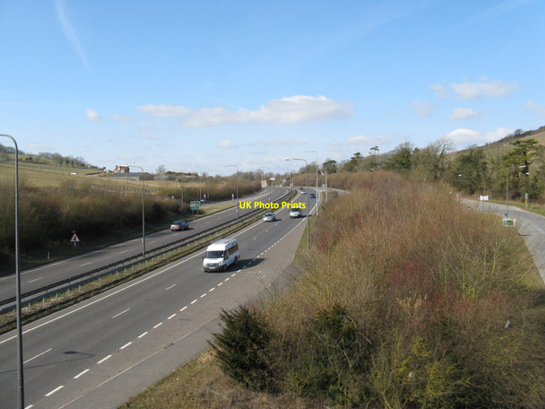 Photo 6"x4" The A23 passing Pyecombe Pyecombe c2010