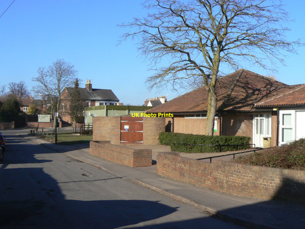 Photo 6"x4" Ruddington Young Persons' Centre Manor Park\/SK5733 c2010
