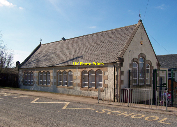 Photo 6"x4" Balloch primary school Balloch\/NH7346 c2010