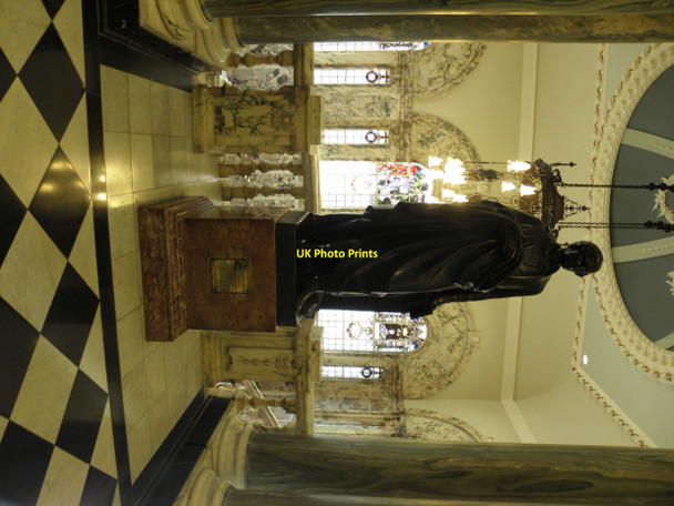 Photo 6"x4" Fredrick Richard Chichester statue, Belfast City Hall Belfast c2010