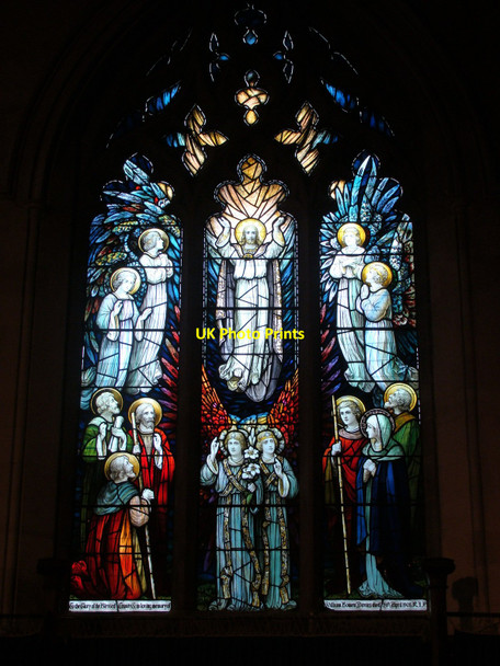 Photo 6"x4" Holy Trinity church, Llandrindod Wells - Window Llandrindod Wells\/Llandrindod c2010