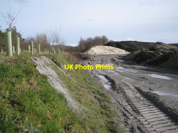 Photo 6"x4" Bund and waste materials, Denistone Quarry Sandygate\/SX8674 c2010