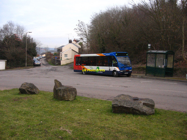 Photo 6"x4" Upper Cwmbran Crossroads Cwmbran\/Cwmbr\u00e2n c2009